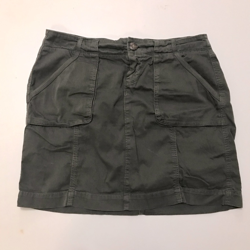 Old navy army green shirt
